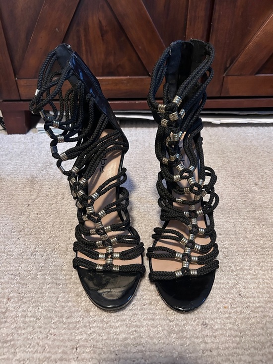 bebe Shoes - Bebe Black Strappy Cage Heels w/ Metallic Rope Detail – Size 9